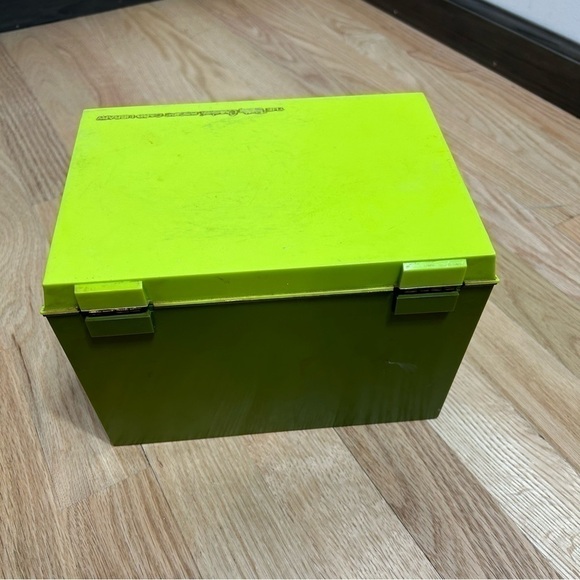 Vintage Betty Crocker Recipe Card Library Collection Lime Green Box Hand Written - Picture 6 of 7